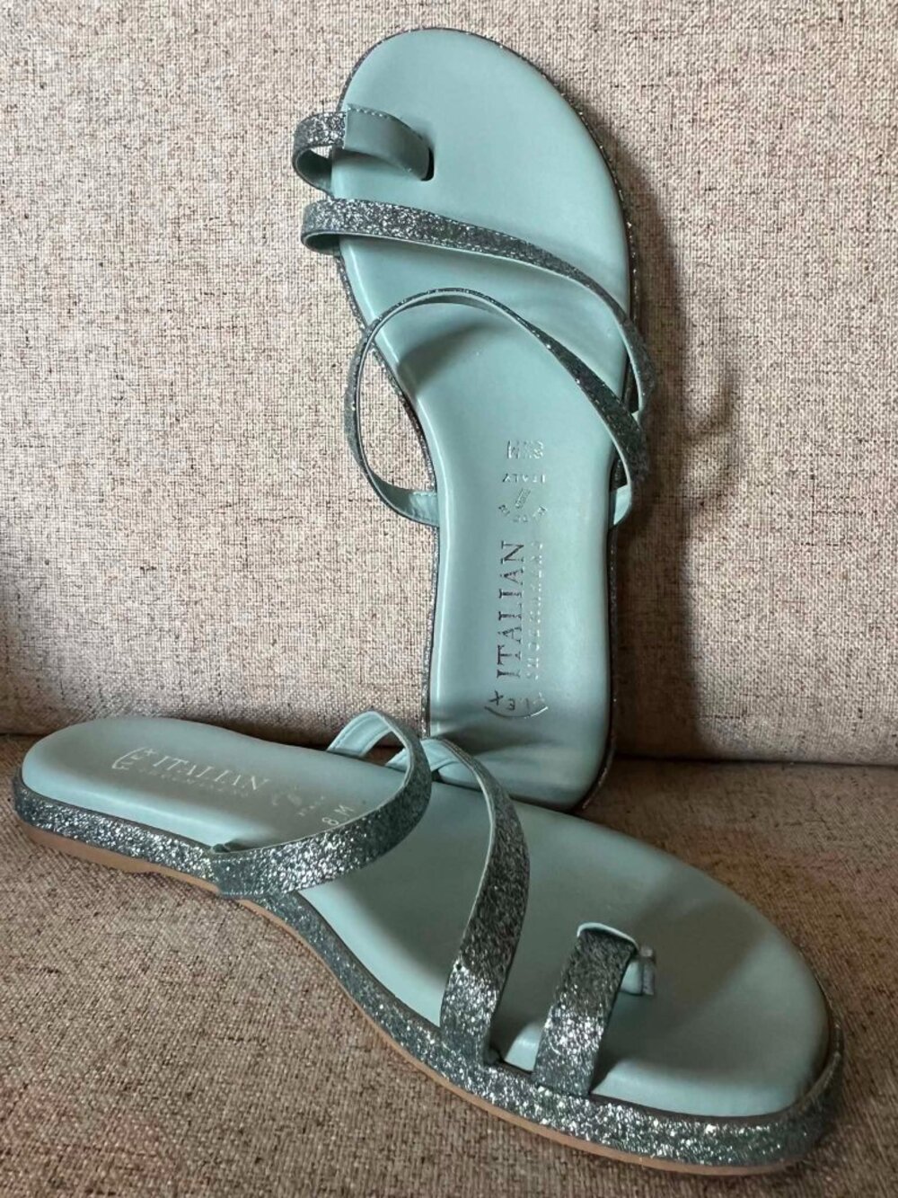 New Italian Shoemakers Sandal Toe Loop Shimmer Mint  Size 6 1/2
